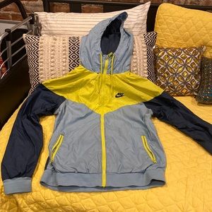 Nike wind breaker
